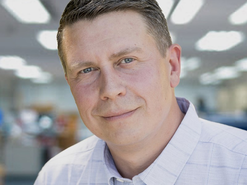 Porträtt Patrik Magnusson.