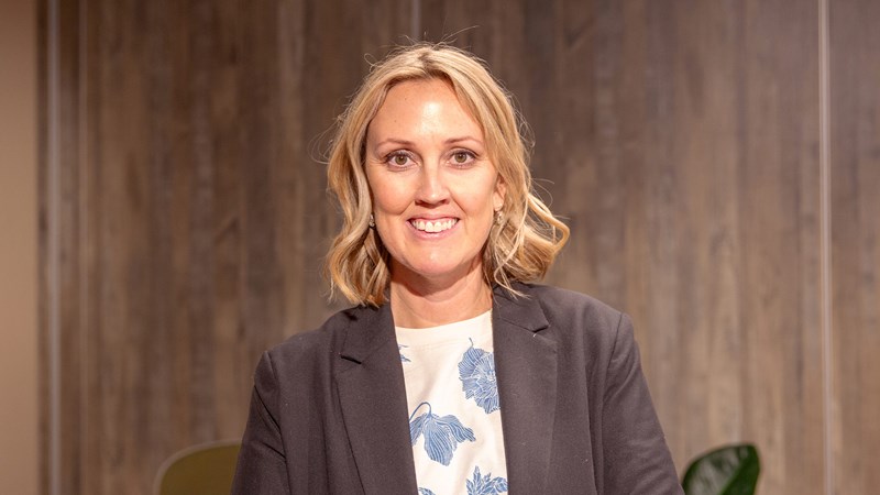 Porträtt Felicia Ferreira.
